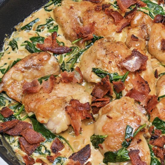 Creamy Honey Mustard Chicken Thighs - Recipe photo by Stylish Cravings