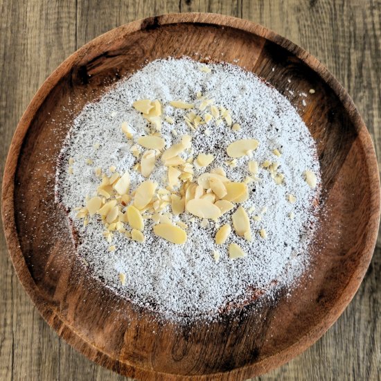 Pear and Almond Cake - Recipe photo by Maca Meillon