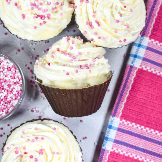 Cookie Dough Ice Cream Cupcakes - Recipe photo by bastecutfold