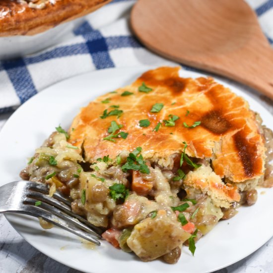 Vegetarian Lentil Pot Pie - Recipe photo by bastecutfold