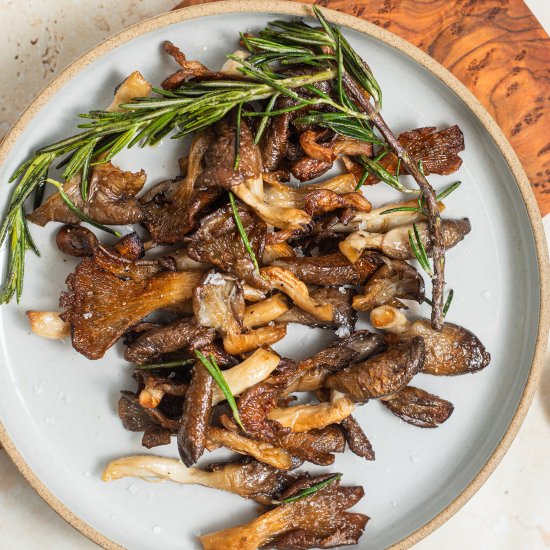 Crispy Sautéed Oyster Mushrooms - Recipe photo by homecookingcollective