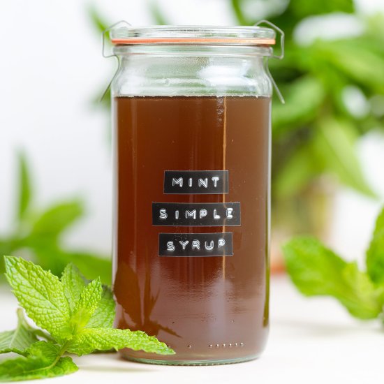 Mint Simple Syrup - Recipe photo by thehealthfulideas