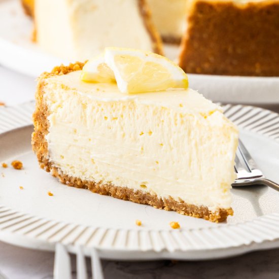 Baked Lemon Cheesecake - Recipe photo by sugarsaltmagic