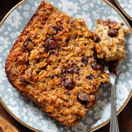 Chocolate Chip Baked Oatmeal - Recipe photo by thehealthfulideas