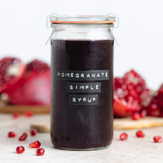 Pomegranate Simple Syrup - Recipe photo by thehealthfulideas