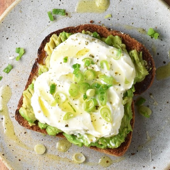 Avocado Whipped Feta Toast - Recipe photo by everydayhealthyrecipes