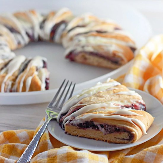 Raspberry Crescent Ring Danish - Recipe photo by Lois_WalkingOnSunshineRecipes