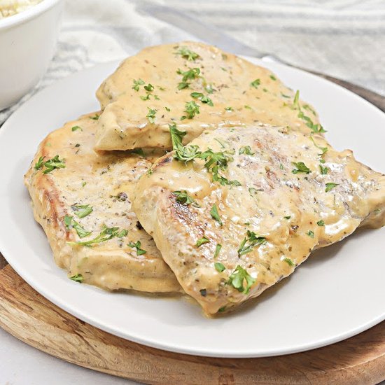 Creamy Keto Ranch Pork Chops - Recipe photo by We Want To Eat