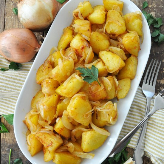 Classic Spanish Potatoes with Onion - Recipe photo by Spain on a Fork