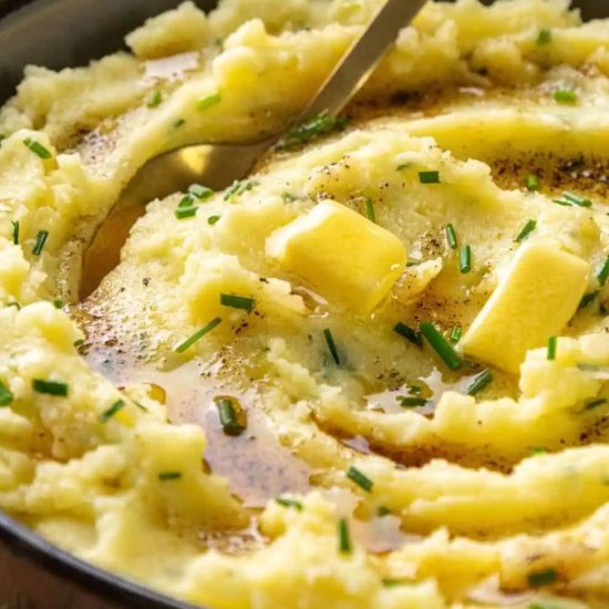 Browned Butter Mashed Potatoes - Recipe photo by NotEntirelyAverage