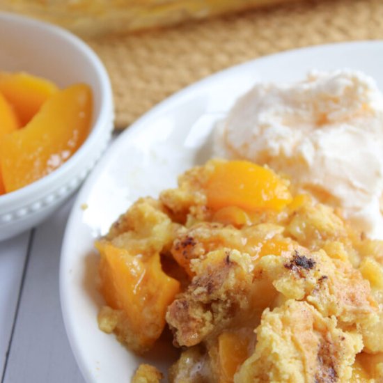 Peach Cobbler Dump Cake - Recipe photo by The Cookin Chicks