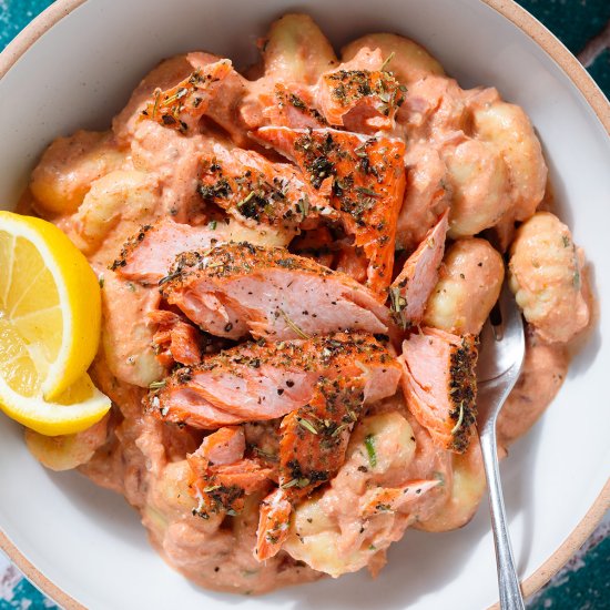 Creamy Tomato Salmon Gnocchi - Recipe photo by thehealthfulideas