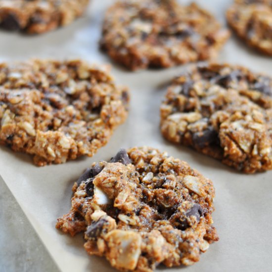 Peanut Butter Chocolate Chip Cookies - Recipe photo by bowlofyum