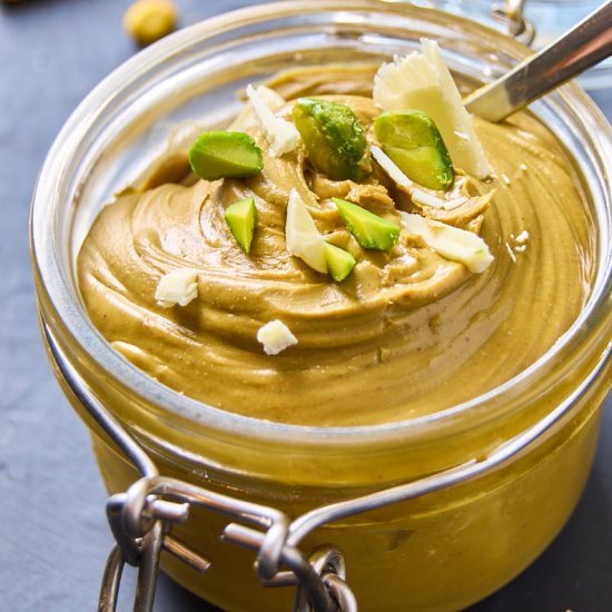 5 Minute Pistachio Cream - Recipe photo by ForThePleasureOfEating