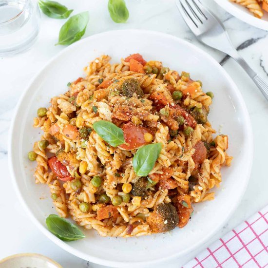Vegan Pasta Primavera In Red Sauce - Recipe photo by Marinela