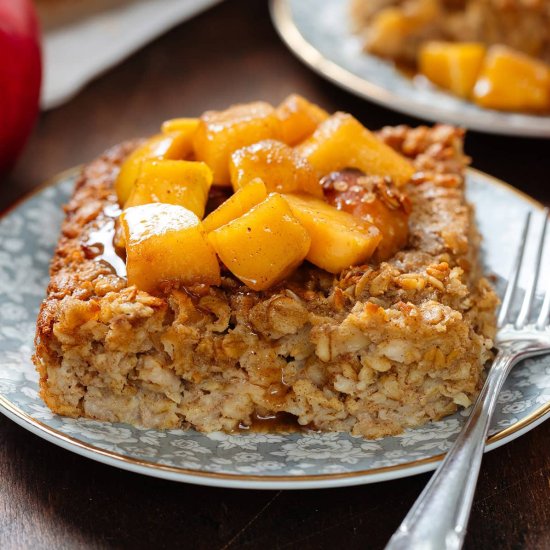Apple Pie Baked Oatmeal - Recipe photo by thehealthfulideas