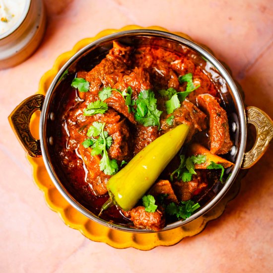 Nan Gosht – Indian Lamb Curry - Recipe photo by tiffinandteaofficial