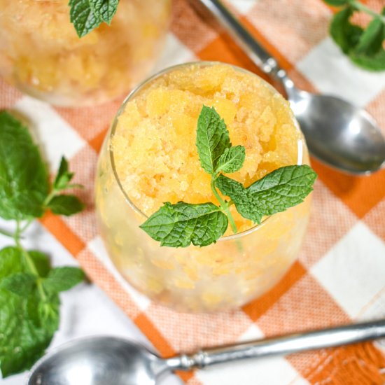 Vanilla and Peach Granita - Recipe photo by bastecutfold