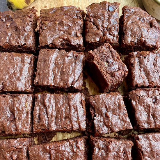 Vegan Banana Brownies - Recipe photo by serenetrail