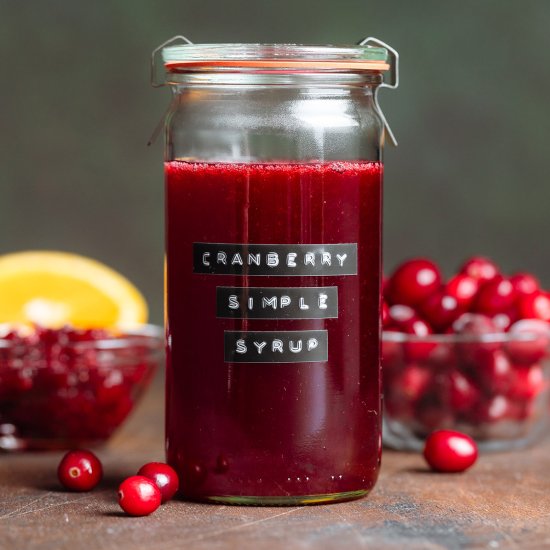 Cranberry Simple Syrup - Recipe photo by thehealthfulideas