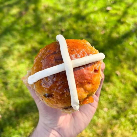 Carrot Cake Hot Cross Buns - Recipe photo by saltbuttersmoke