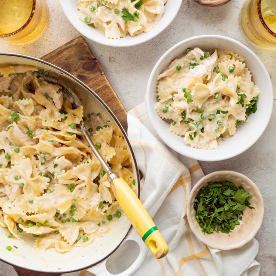 Boursin Lemon Pasta with Chicken - Recipe photo by LittleBlackSkillet