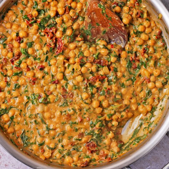 Vegan Marry Me Chickpeas - Recipe photo by veganwithgusto