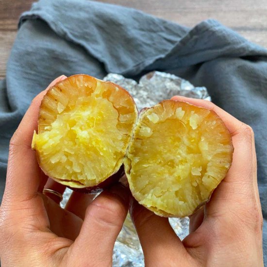 Yakiimo Baked Japanese Sweet Potatoes - Recipe photo by givemeumami