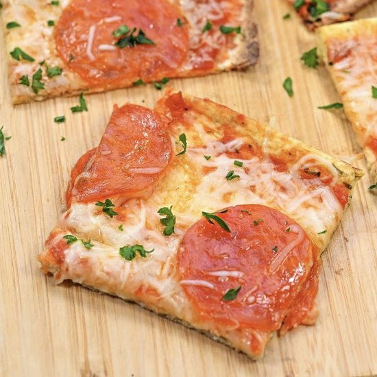 Keto Cottage Cheese Flatbread Pizza - Recipe photo by Foodie Love