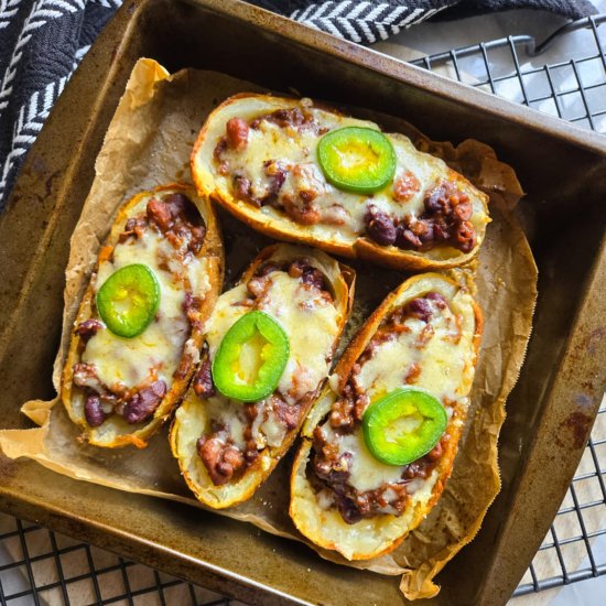 Chili Cheese Tater Skins - Recipe photo by the_happy_veg