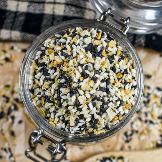 Everything Bagel Seasoning - Recipe photo by bastecutfold