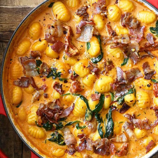 One-Pot Tuscan Bacon Gnocchi - Recipe photo by AnnaServingDumplings