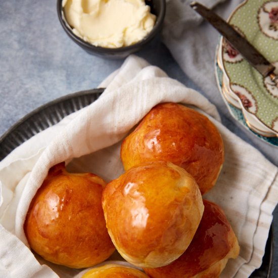 Buttermilk Dinner Rolls - Recipe photo by Barbara Curry