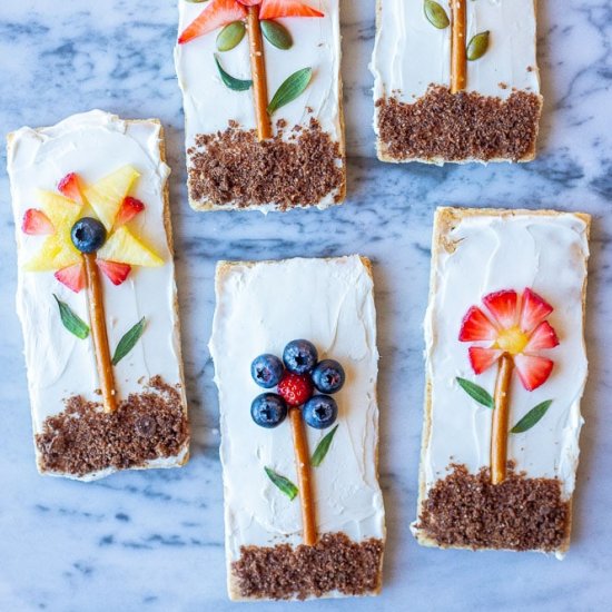 Flower Garden Graham Crackers - Recipe photo by She Likes Food