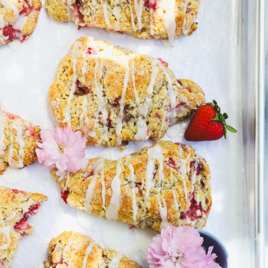 Sourdough Strawberry Scones - Recipe photo by elleandpear