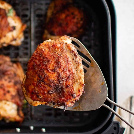 Air Fryer Chicken Thighs - Recipe photo by TheSaltyMarshmallow