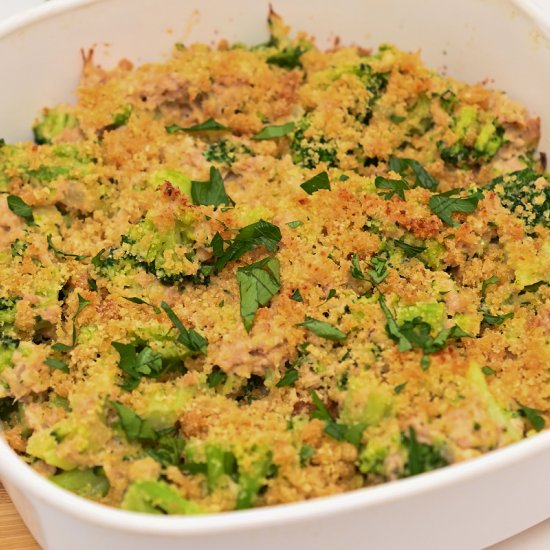 Keto Tuna Broccoli Casserole - Recipe photo by Skinny Sweets