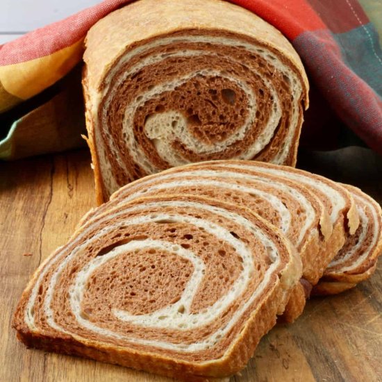 Marbled Rye Bread - Recipe photo by karenskitchenstories