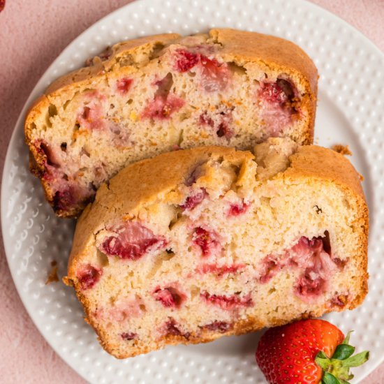 Strawberry Bread - Recipe photo by Love Bakes Good Cakes
