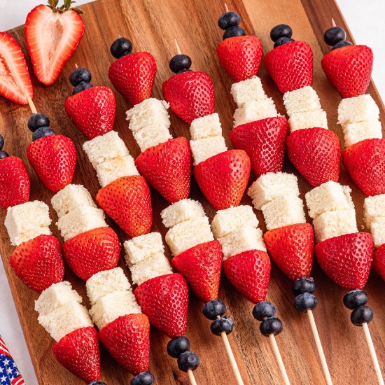 Red, White, and Blue Kabobs - Recipe photo by sassychopsticks9