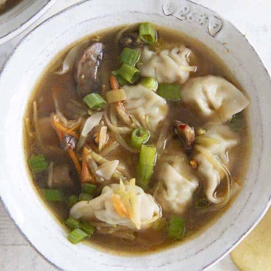 Easy Wonton Soup - Recipe photo by TheSaltyMarshmallow