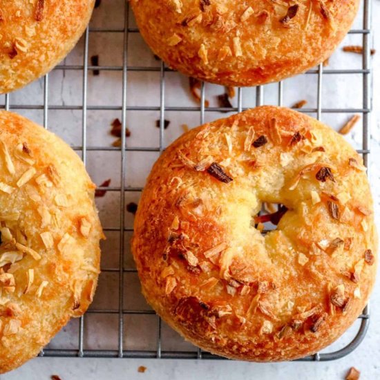 Keto Onion Bagel Recipe - Recipe photo by Foodie Love
