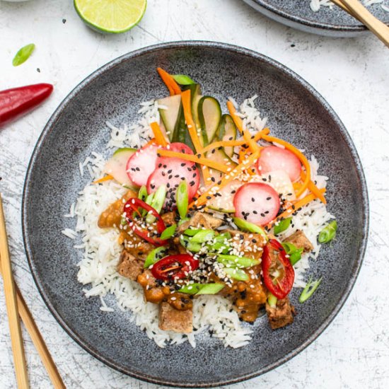Crispy Fried Tofu Bowls - Recipe photo by theflexitarian