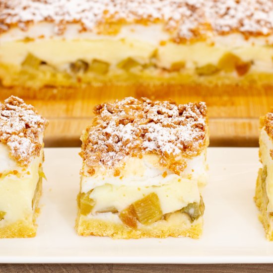 Shortcrust Pastry with Rhubarb - Recipe photo by mecooks.com