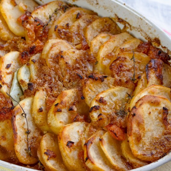 Spicy Potatoes - Recipe photo by GiangisKitchen