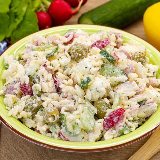 Pasta Salad with Ham and Vegetables - Recipe photo by mecooks.com
