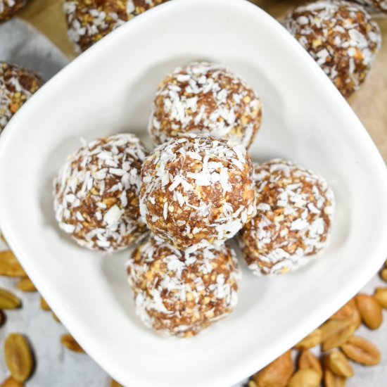 Coconut Date Balls - Recipe photo by bastecutfold