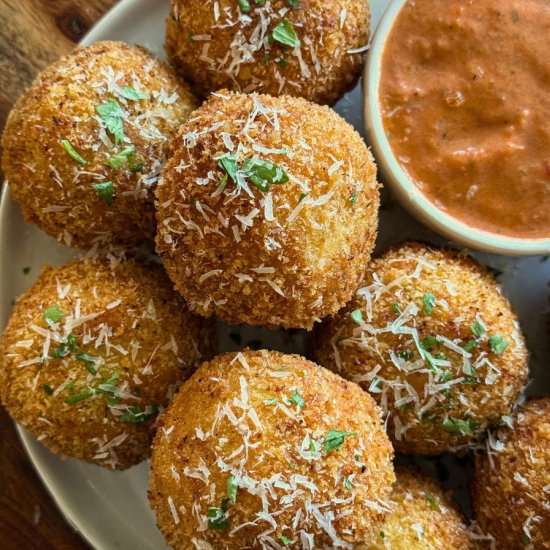 Cheesy Garlic Parmesan Potato Balls - Recipe photo by aflavorfulbite