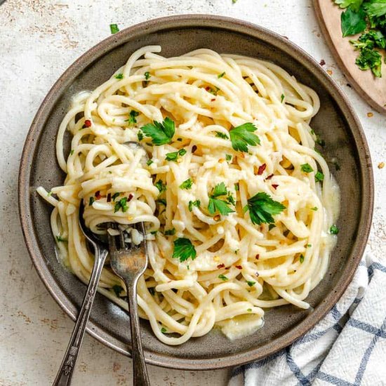 Pasta Olio e Aglio - Recipe photo by ColeyCooks