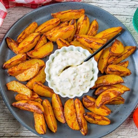 Baked Potato Wedges with Paprika - Recipe photo by MildN
